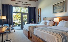 Pebble Bay Club Suites